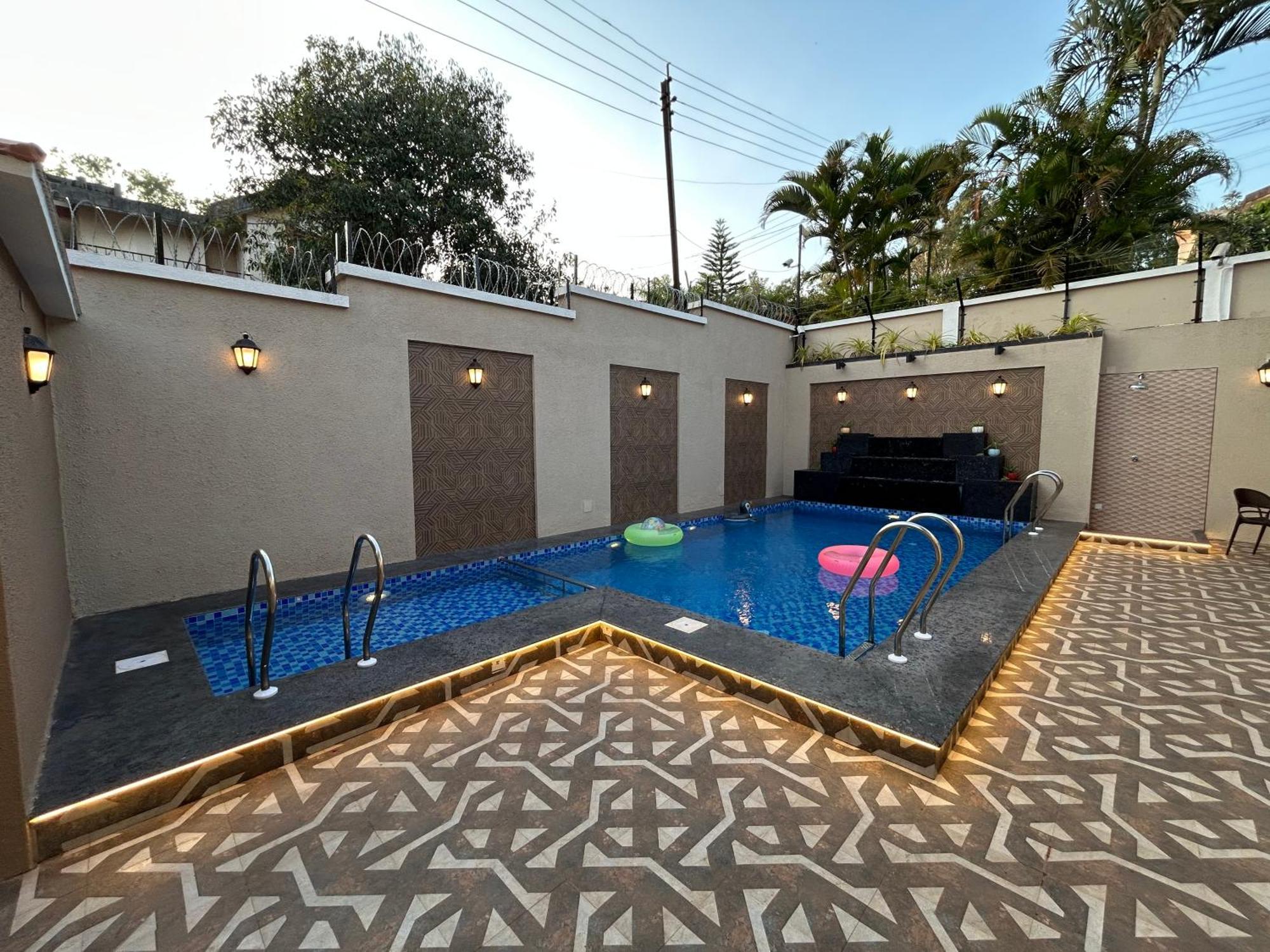 Al Barakah 5 Bhk Private Swimming Pool Villa パンチガニ エクステリア 写真