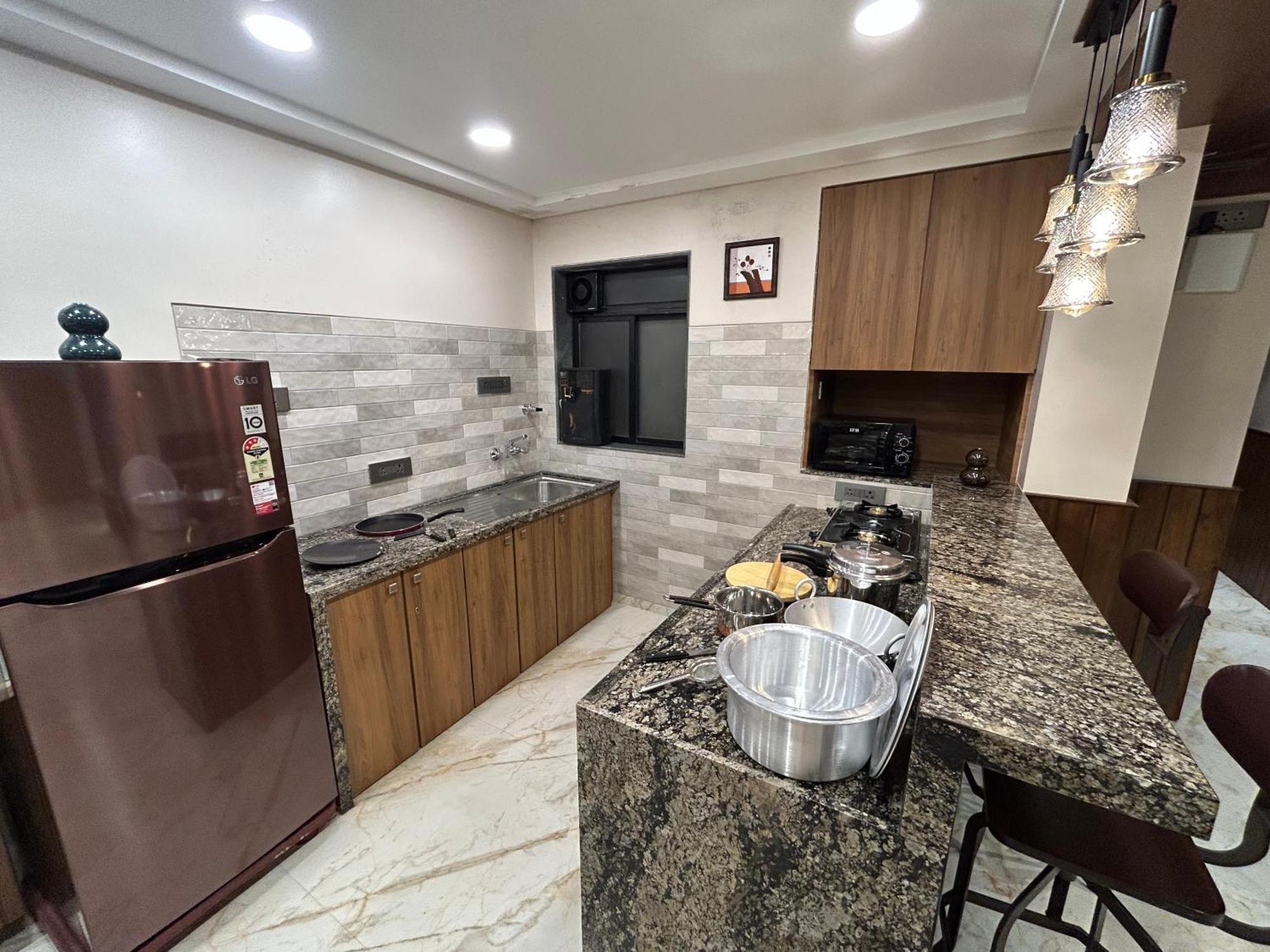 Al Barakah 5 Bhk Private Swimming Pool Villa パンチガニ エクステリア 写真
