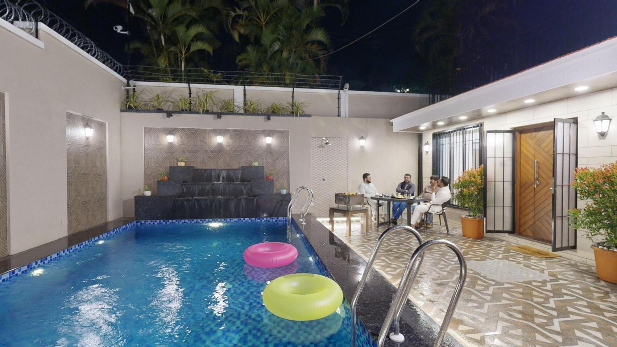 Al Barakah 5 Bhk Private Swimming Pool Villa パンチガニ エクステリア 写真
